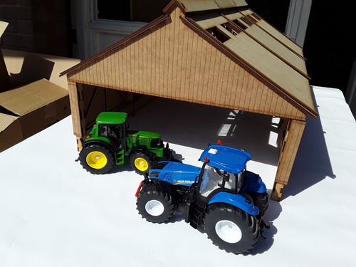 Laser cut scale barn farm - 1:32,